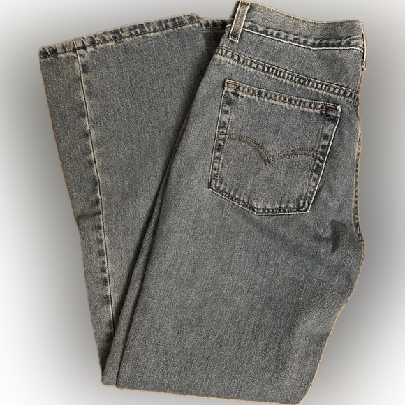 Y2K Levi’s 515 bootcut women’s lower rise medium wash denim size 10 - Picture 6 of 10